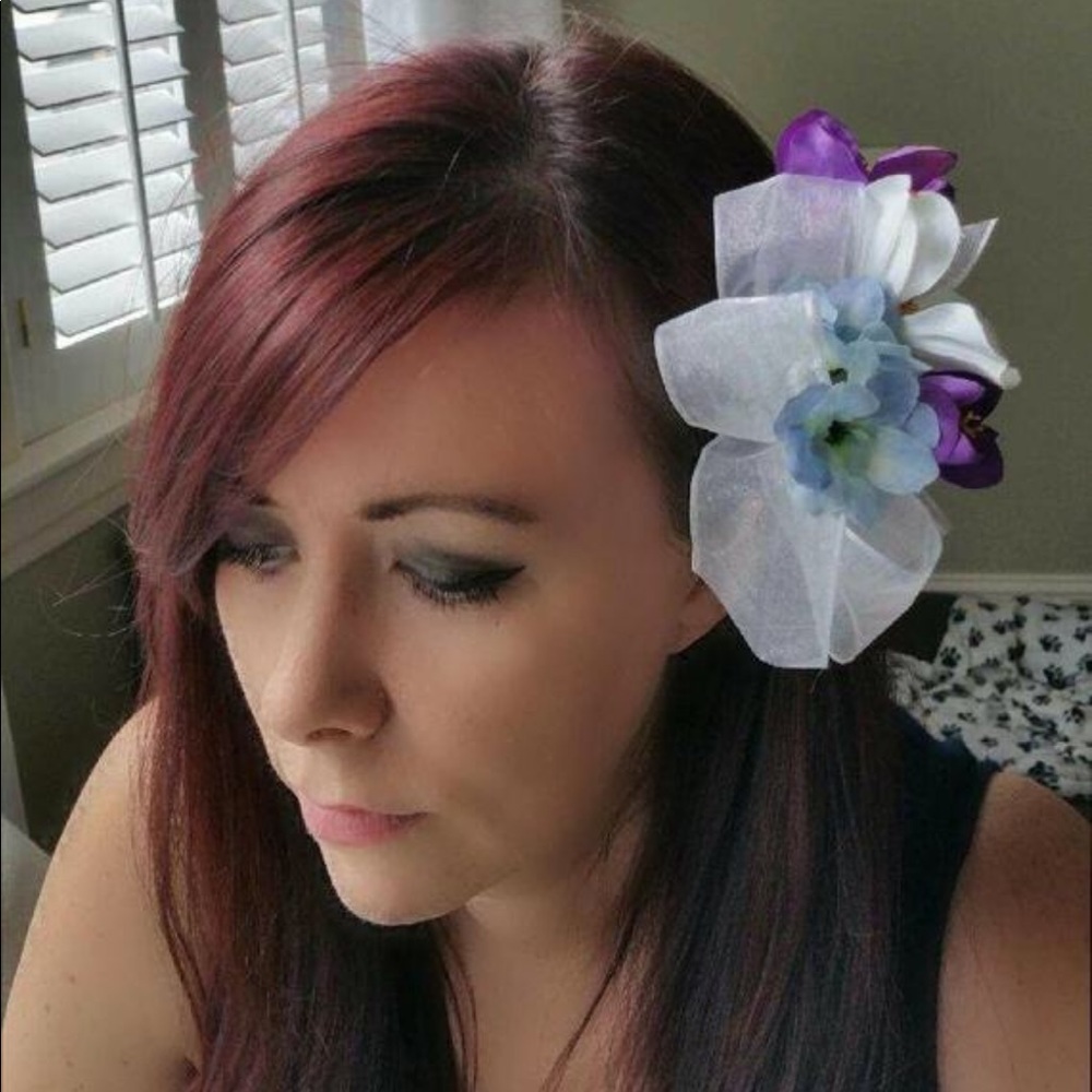 🌹Silk Floral Hair clip Prom, Wedding NWOT